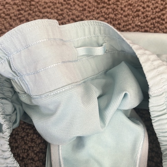 Lululemon hotty hot short - Picture 6 of 7